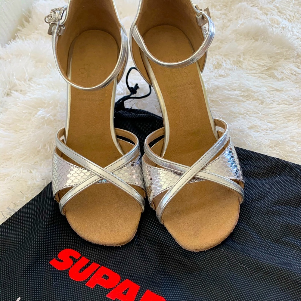 SUPADANCE Silver Dance Shoes